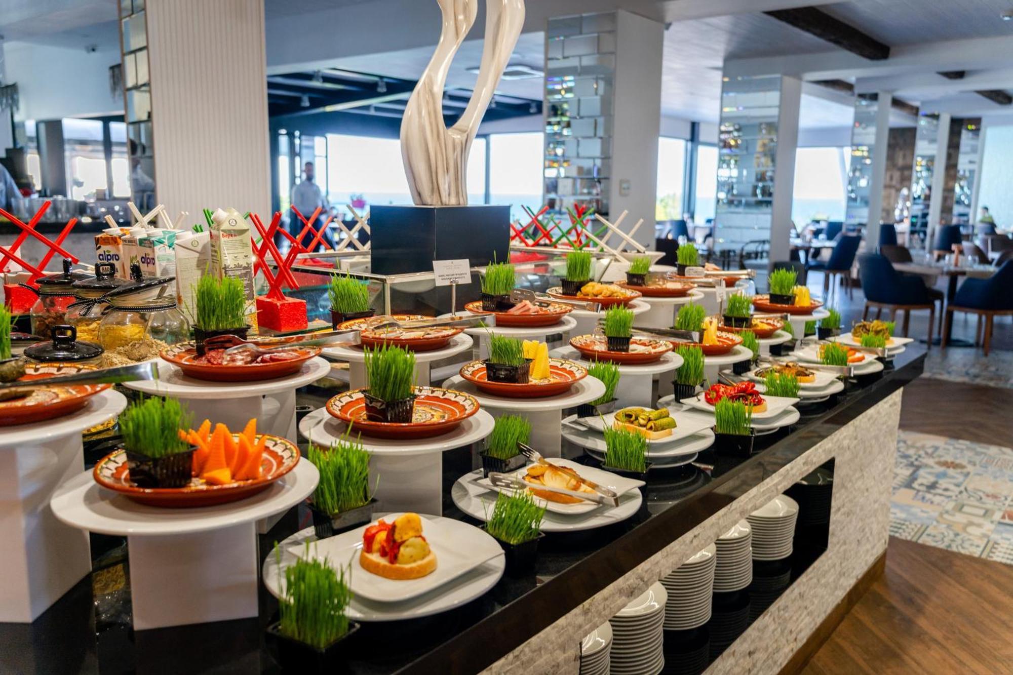 Grand Hotel Sveti Vlas- All Seasons Fitness & Spa Hotel Dış mekan fotoğraf