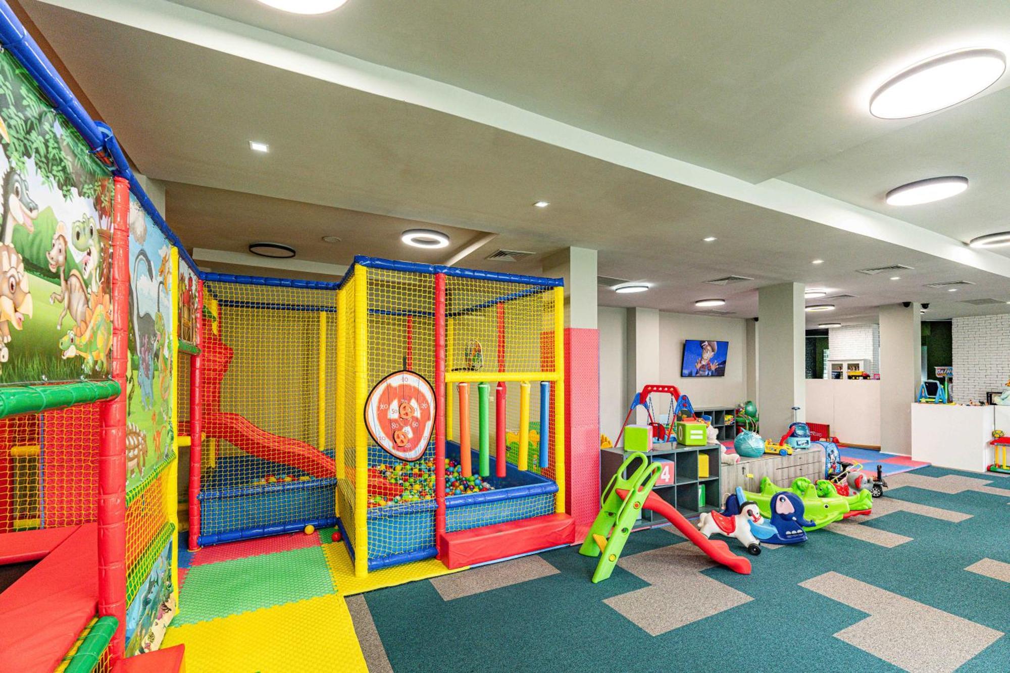 Grand Hotel Sveti Vlas- All Seasons Fitness & Spa Hotel Dış mekan fotoğraf
