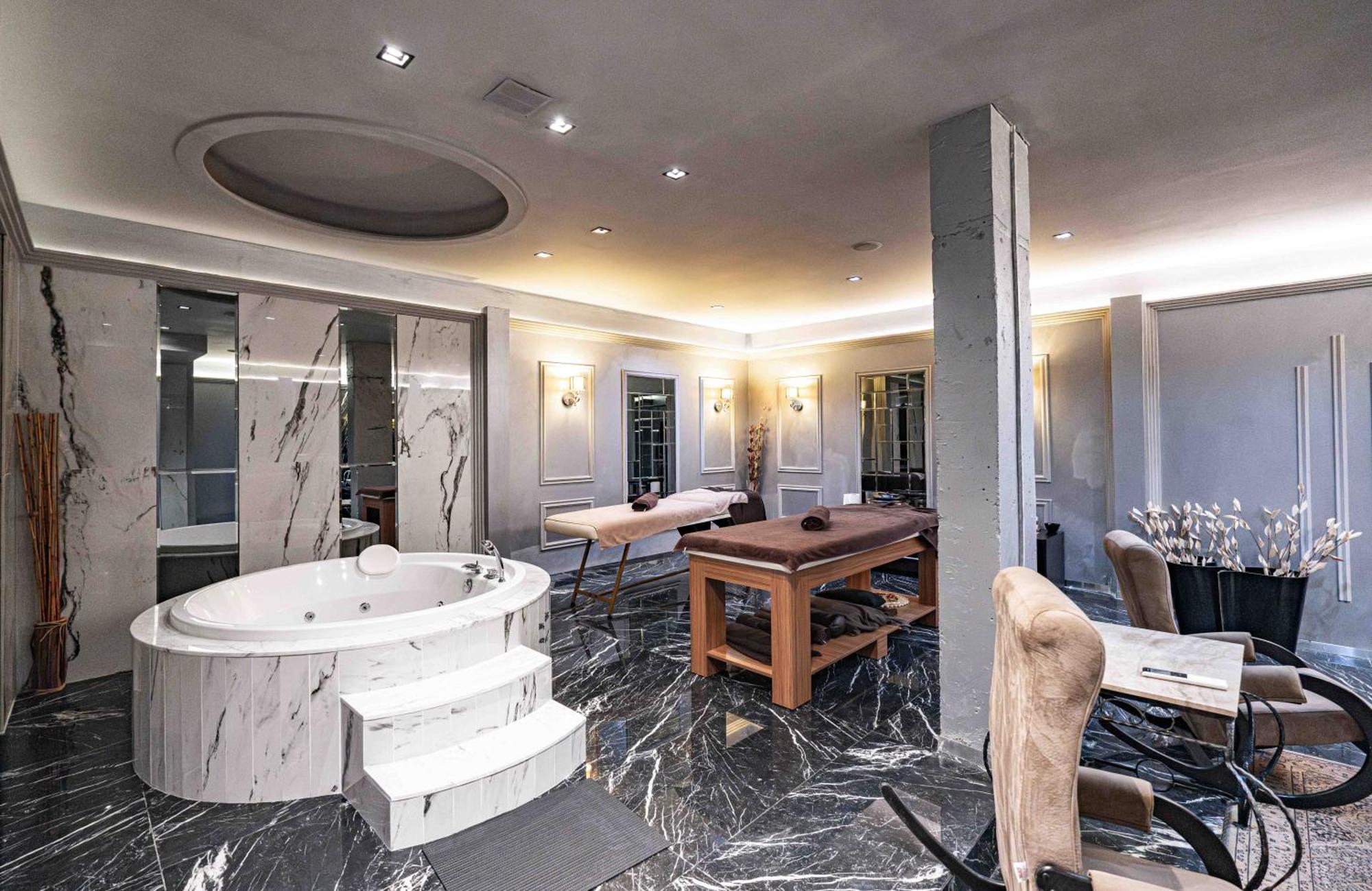 Grand Hotel Sveti Vlas- All Seasons Fitness & Spa Hotel Dış mekan fotoğraf