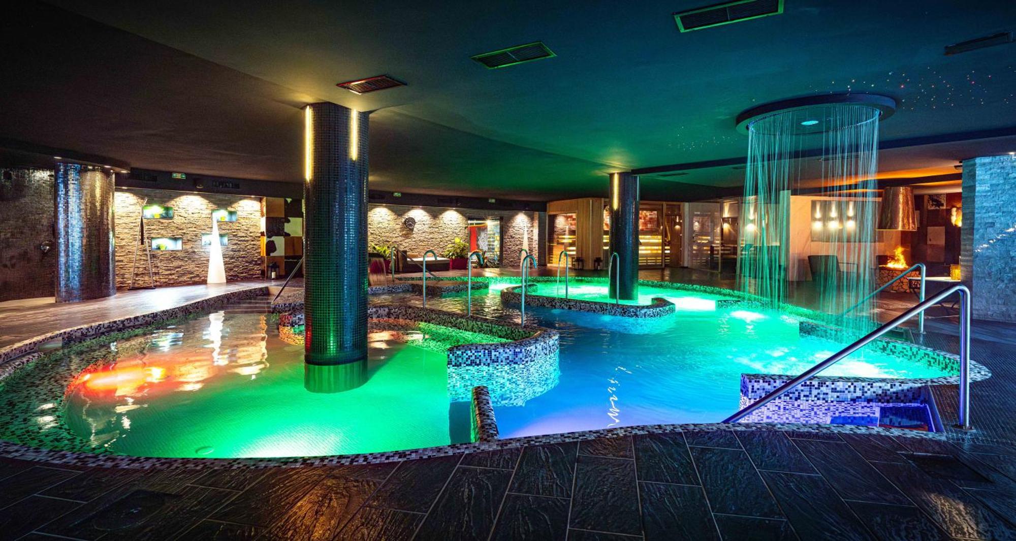 Grand Hotel Sveti Vlas- All Seasons Fitness & Spa Hotel Dış mekan fotoğraf
