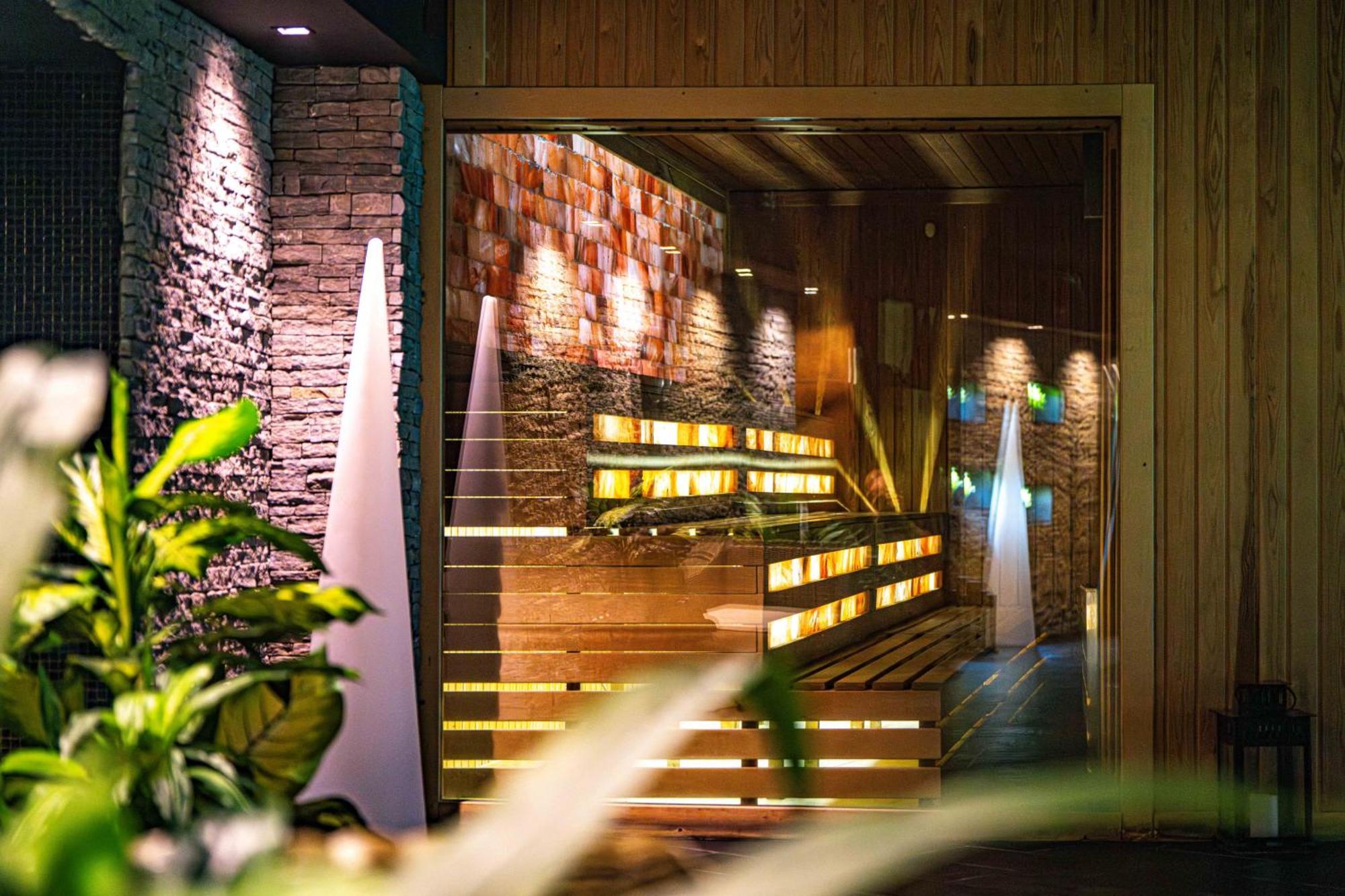 Grand Hotel Sveti Vlas- All Seasons Fitness & Spa Hotel Dış mekan fotoğraf