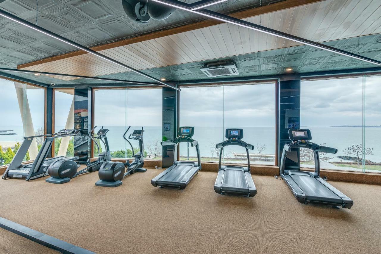 Grand Hotel Sveti Vlas- All Seasons Fitness & Spa Hotel Dış mekan fotoğraf